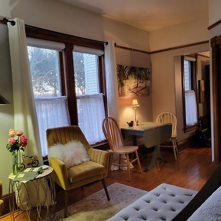 The Walnut Grove Bnb Harrow Buitenkant foto